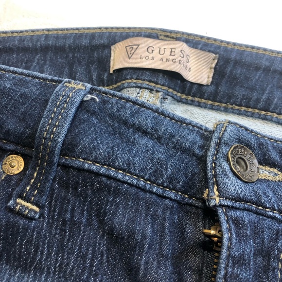 GUESS Women’s size 29
Low-Rise Power Skinny Jeans - Picture 6 of 13